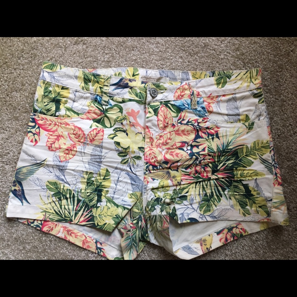 Stradivarius Shorts